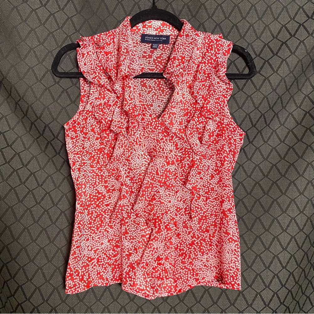 CLEARANCE Jones New York Red White Polka Dot Ruffle Sleeveless Blouse Sz P